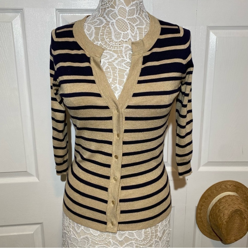 Striped Cardigan V-neck Button up Long sleeve Cream Navy Wardrobe staple Small